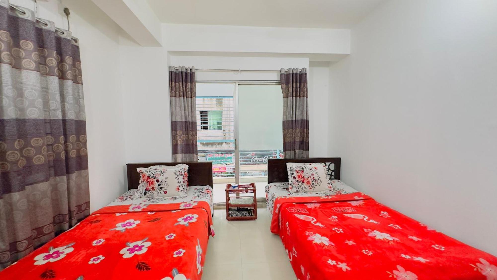 Mohammadia Restaurant & Guest House Near United Hospital 다카 외부 사진