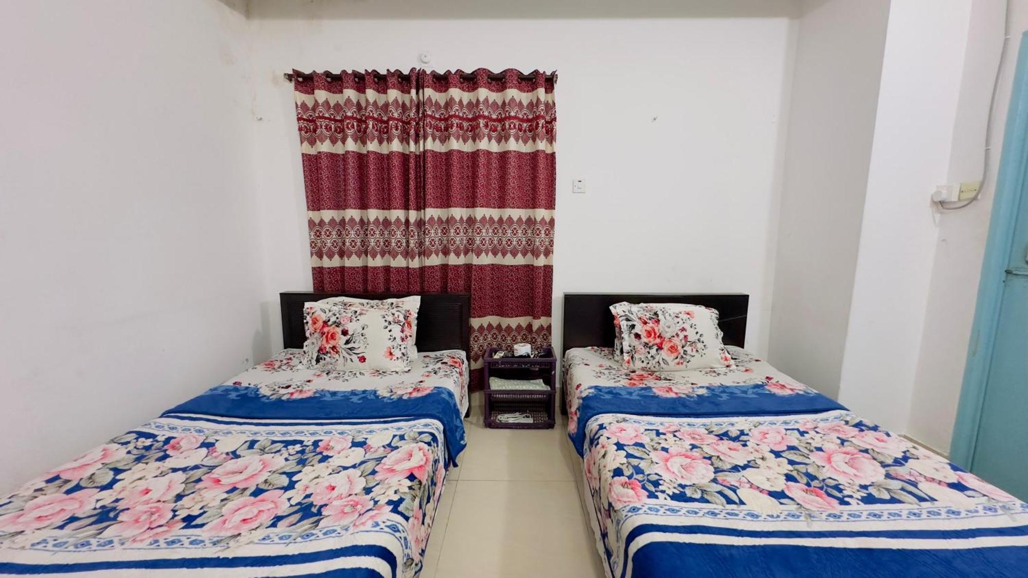 Mohammadia Restaurant & Guest House Near United Hospital 다카 외부 사진