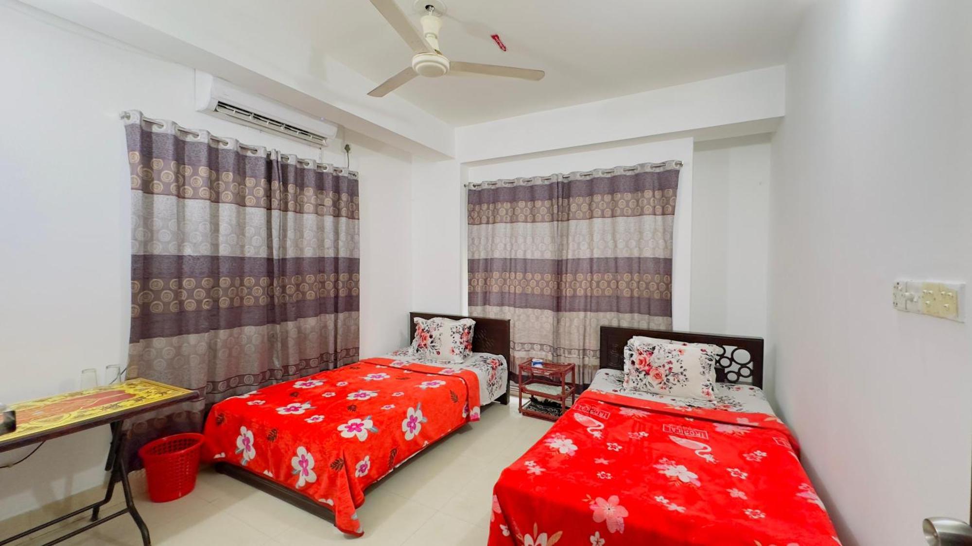 Mohammadia Restaurant & Guest House Near United Hospital 다카 외부 사진