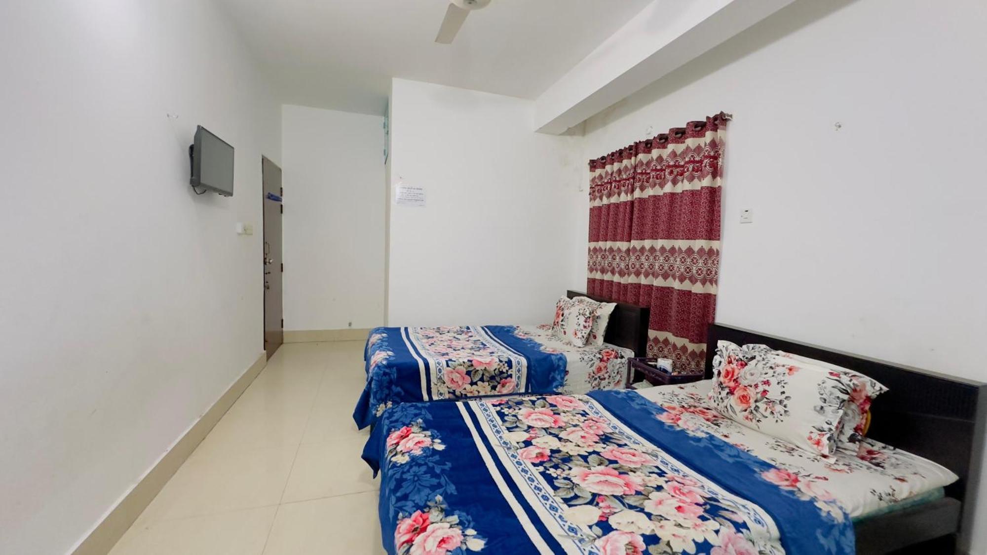Mohammadia Restaurant & Guest House Near United Hospital 다카 외부 사진