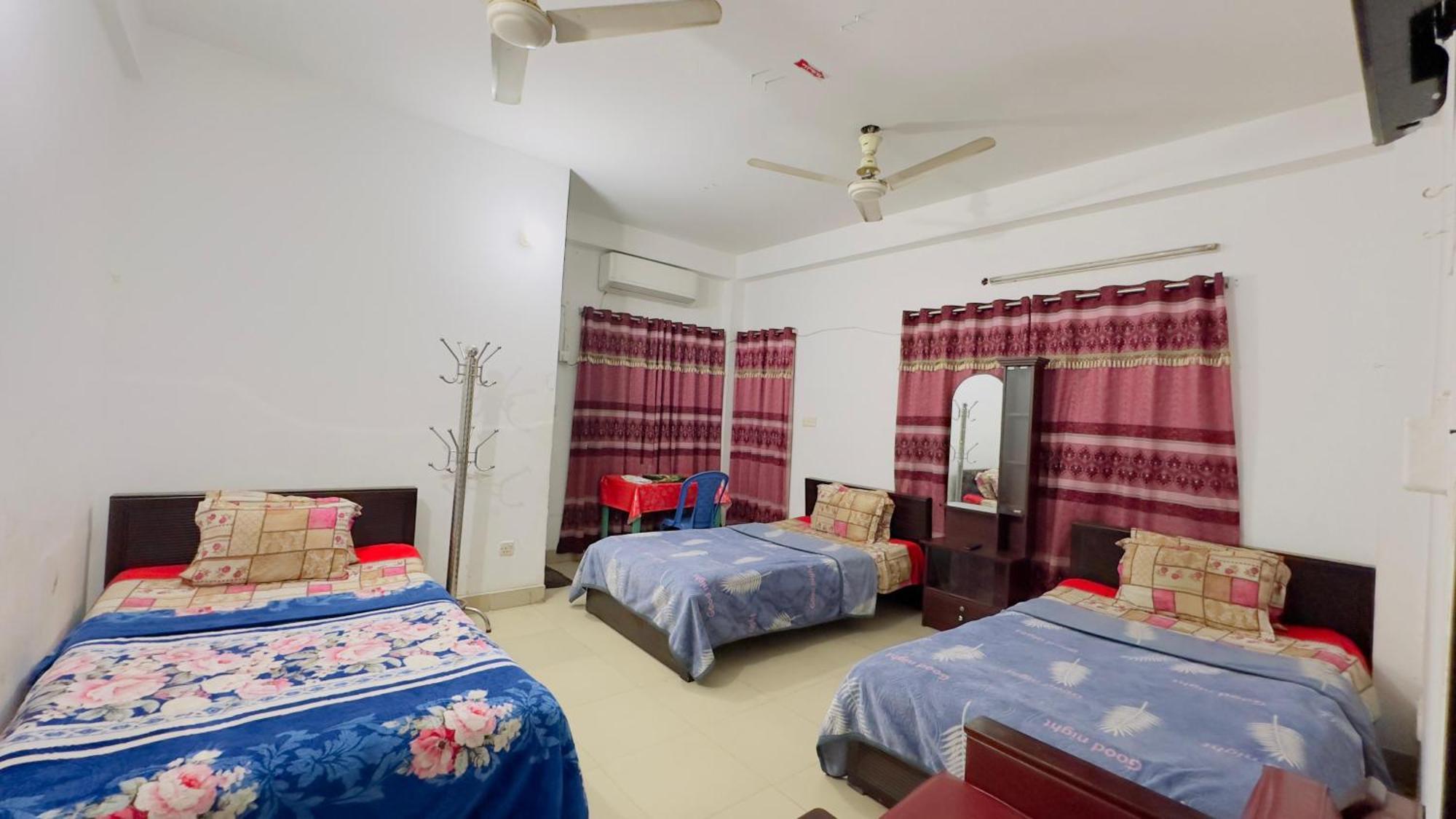 Mohammadia Restaurant & Guest House Near United Hospital 다카 외부 사진