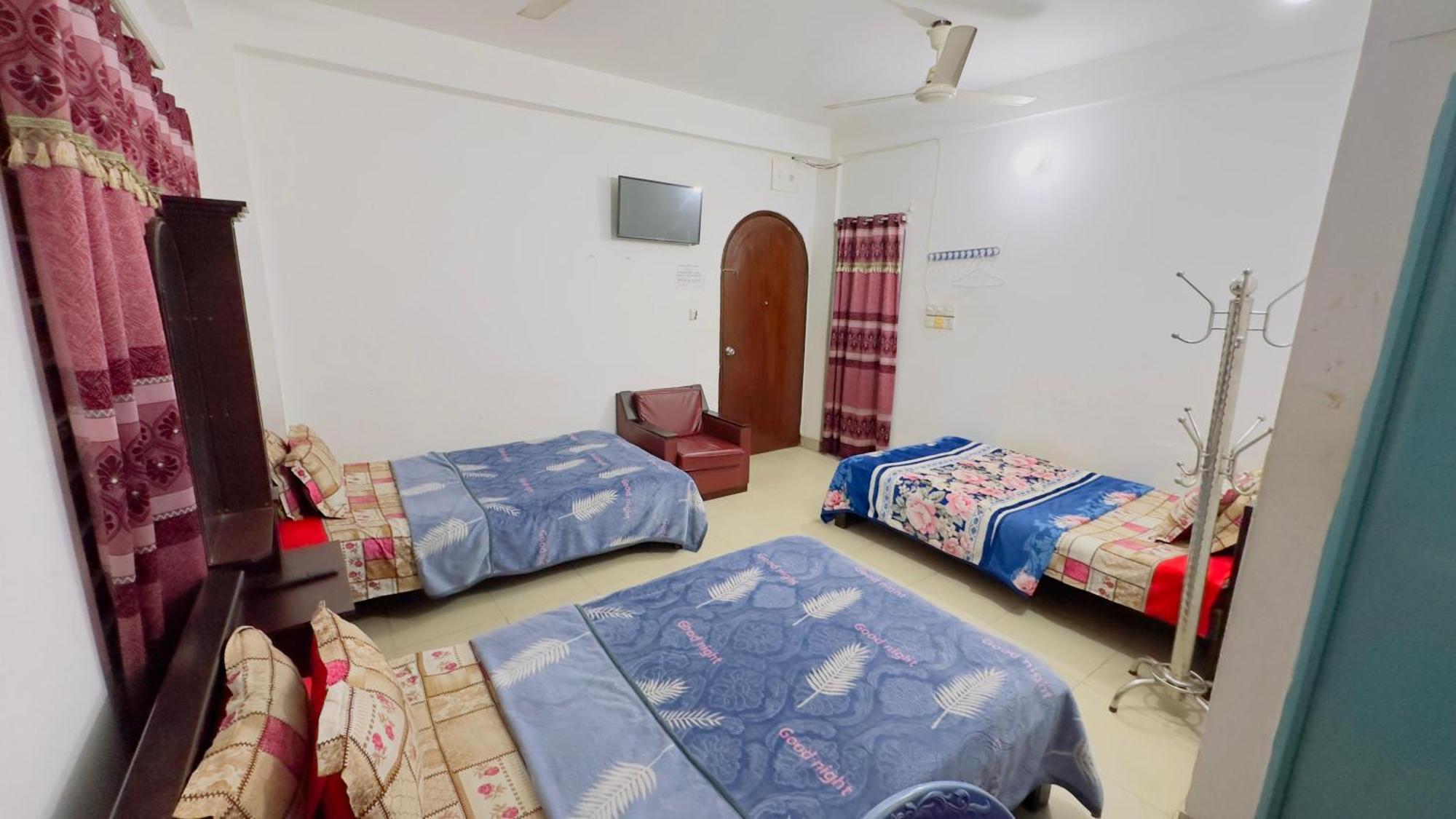 Mohammadia Restaurant & Guest House Near United Hospital 다카 외부 사진